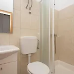1 Bedroom Awesome In *