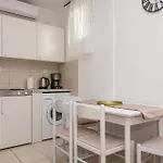 Lägenhet 1 Bedroom Awesome In